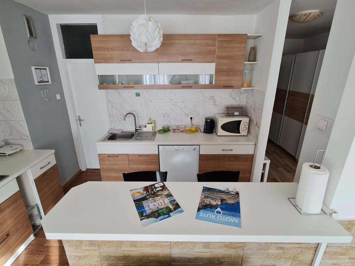 Apartment Pemper - Self Check In And Check Out 오토칵 외부 사진